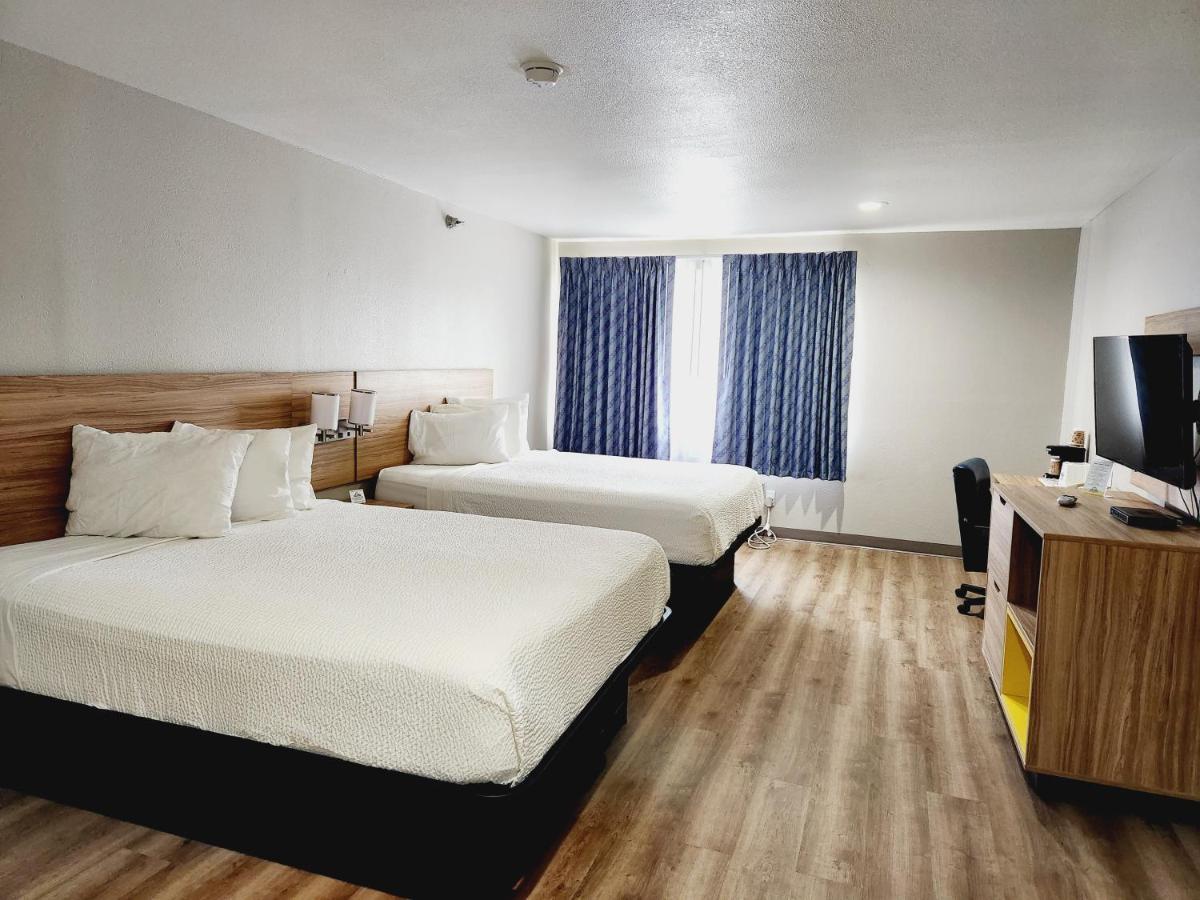 Days Inn & Suites By Wyndham Corpus Christi Central Экстерьер фото